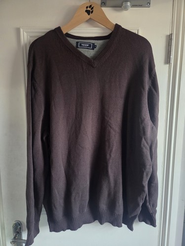 Gents neck jumper - v-neck, maine